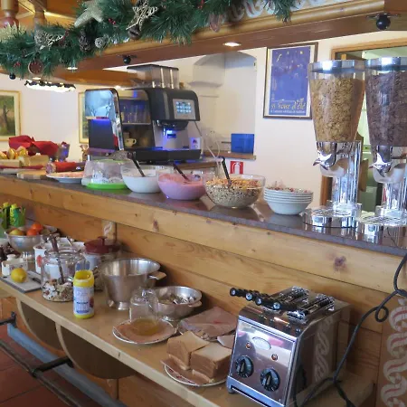 Mont Cervin Nocleg ze śniadaniem 4*